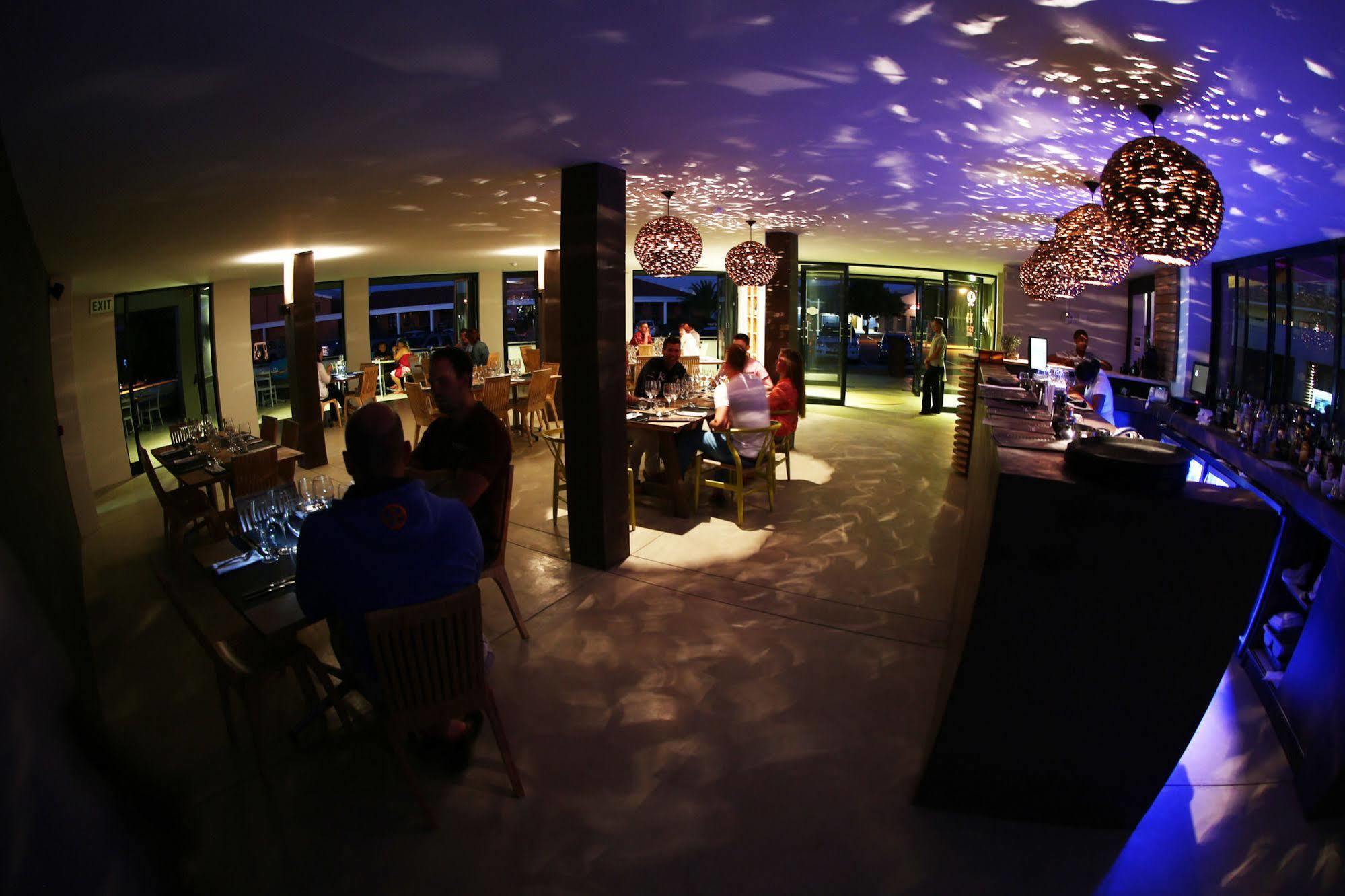 Windtown Lagoon Hotel Langebaan Bagian luar foto