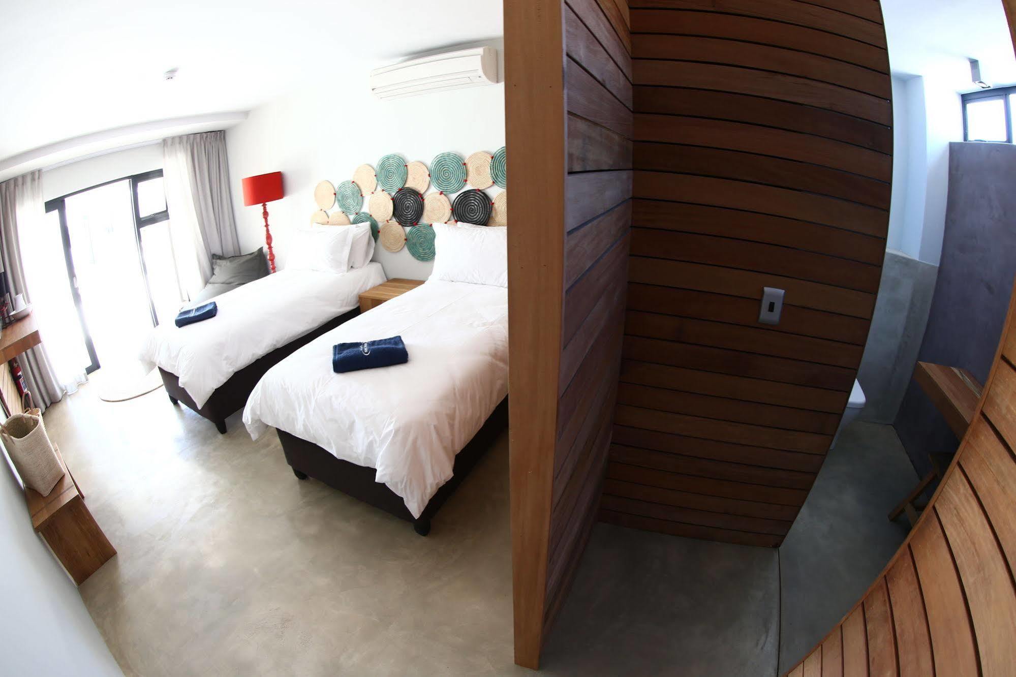 Windtown Lagoon Hotel Langebaan Bagian luar foto