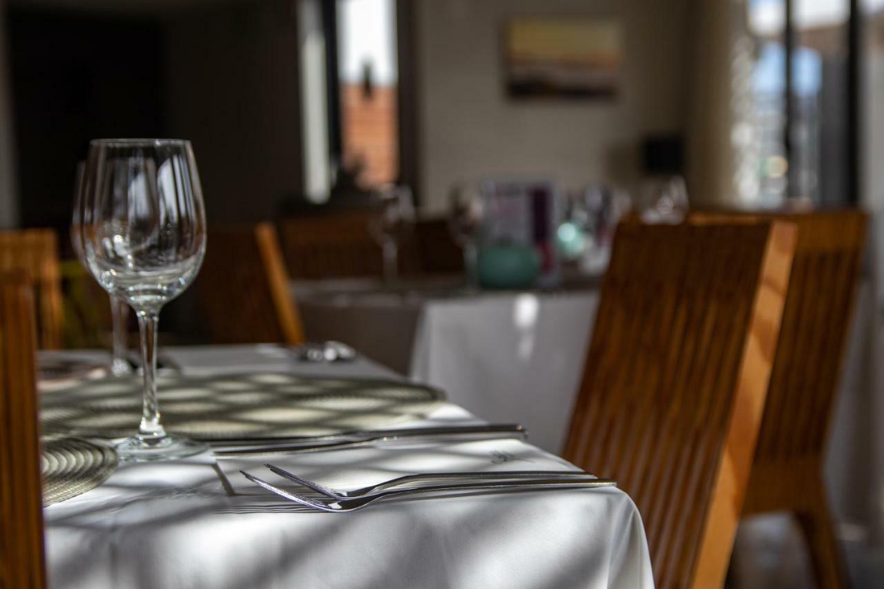 Windtown Lagoon Hotel Langebaan Bagian luar foto