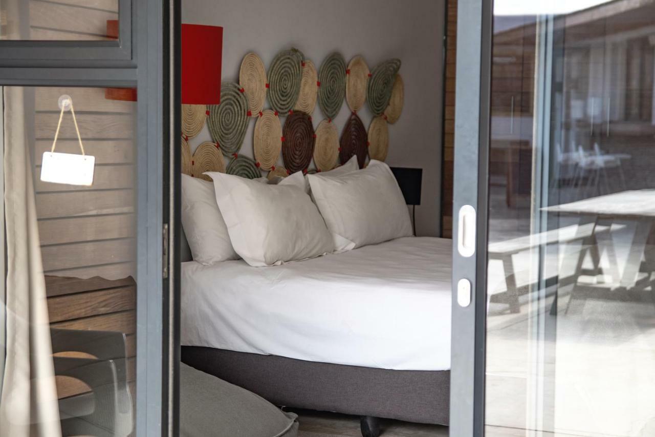 Windtown Lagoon Hotel Langebaan Bagian luar foto